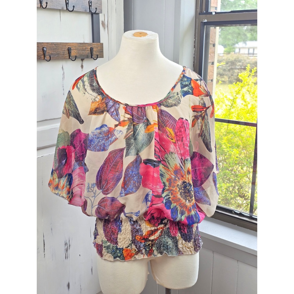Jennifer Lauren Floral Flutter Sleeve Smocked Waist Blouse Lβ